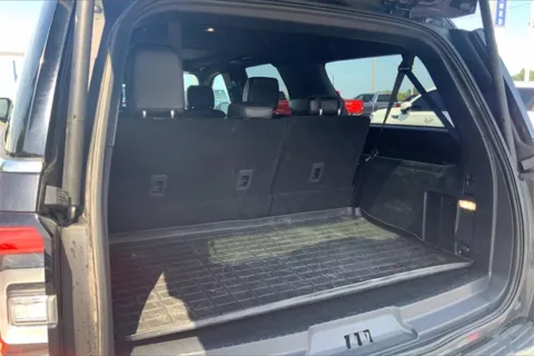 More photos of 2022 Ford Expedition Max Platinum at Cable Dahmer Buick GMC of Independence, MO