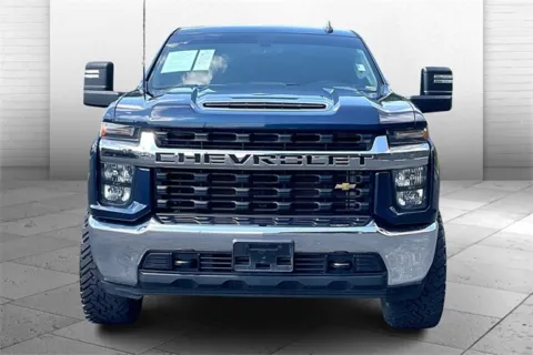 Photos of 2021 Chevrolet Silverado 2500HD LT for sale in Independence, MO at Cable Dahmer Buick GMC of Independence