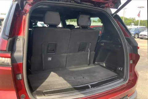 More photos of 2021 Jeep Grand Cherokee L Altitude at Cable Dahmer Buick GMC of Independence, MO
