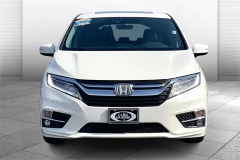 Photos of 2018 Honda Odyssey Elite for sale in Independence, MO at Cable Dahmer Buick GMC of Independence