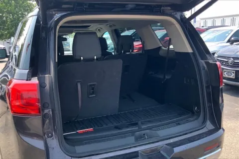 More photos of 2017 GMC Acadia Denali at Cable Dahmer Buick GMC of Independence, MO