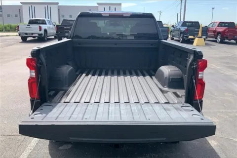 More photos of 2019 Chevrolet Silverado 1500 RST at Cable Dahmer Buick GMC of Independence, MO