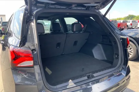 More photos of 2023 Chevrolet Equinox RS at Cable Dahmer Buick GMC of Independence, MO