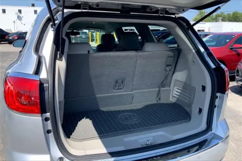 More photos of 2017 Buick Enclave Leather Group at Cable Dahmer Buick GMC of Independence, MO