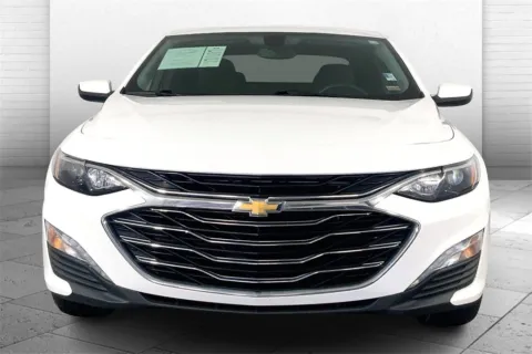 Photos of 2021 Chevrolet Malibu LT for sale in Independence, MO at Cable Dahmer Buick GMC of Independence