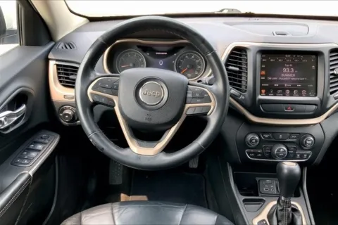 More photos of 2015 Jeep Cherokee Limited at Cable Dahmer Buick GMC of Independence, MO