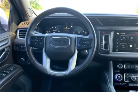 More photos of 2022 GMC Yukon XL Denali at Cable Dahmer Buick GMC of Independence, MO