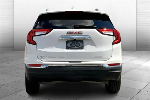 Another view of 2022 GMC Terrain SLT for sale in Independence, MO at Cable Dahmer Buick GMC of Independence