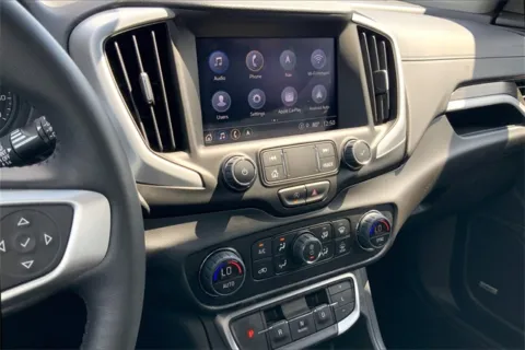 More photos of 2022 GMC Terrain SLT at Cable Dahmer Buick GMC of Independence, MO