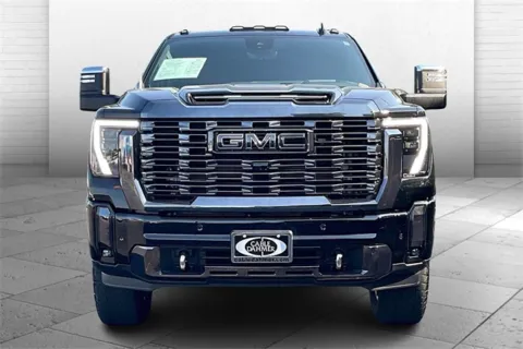 Photos of 2024 GMC Sierra 2500HD Denali Ultimate for sale in Independence, MO at Cable Dahmer Buick GMC of Independence
