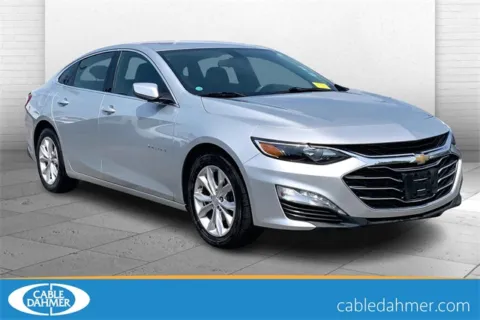 Silver 2019 Chevrolet Malibu LT for sale in Independence, MO