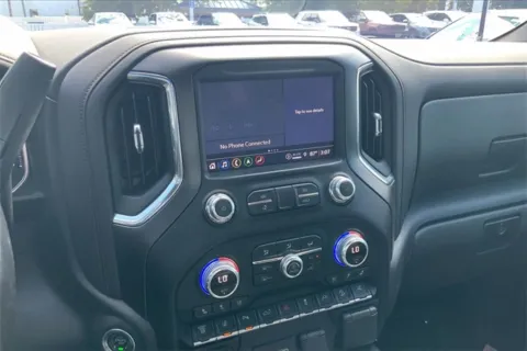 More photos of 2021 GMC Sierra 2500HD AT4 at Cable Dahmer Buick GMC of Independence, MO