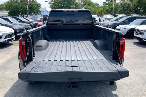More photos of 2025 GMC Sierra 3500HD Denali at Cable Dahmer Buick GMC of Independence, MO