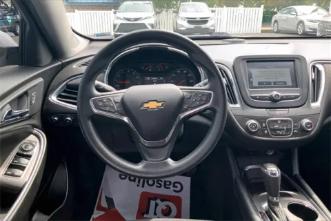 More photos of 2018 Chevrolet Malibu LT at Cable Dahmer Buick GMC of Independence, MO