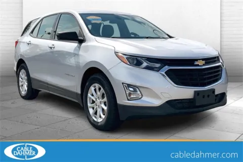 Silver 2018 Chevrolet Equinox LS for sale in Independence, MO