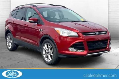 Red 2013 Ford Escape SEL for sale in Independence, MO