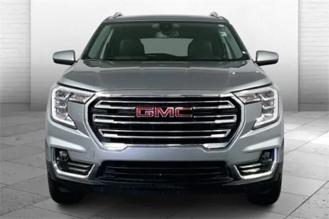 Photos of 2024 GMC Terrain SLT for sale in Independence, MO at Cable Dahmer Buick GMC of Independence