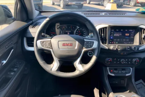 More photos of 2024 GMC Terrain SLT at Cable Dahmer Buick GMC of Independence, MO