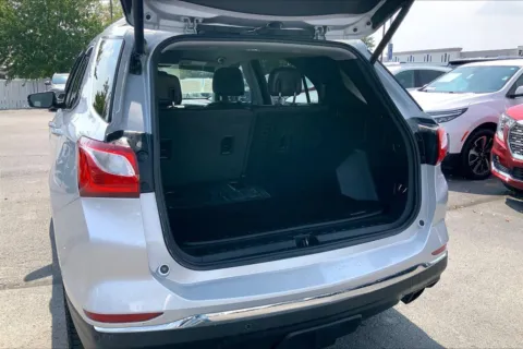 More photos of 2020 Chevrolet Equinox Premier at Cable Dahmer Buick GMC of Independence, MO