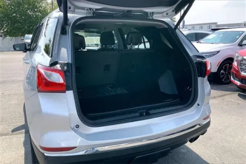 More photos of 2020 Chevrolet Equinox Premier at Cable Dahmer Buick GMC of Independence, MO