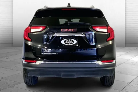 Another view of 2024 GMC Terrain SLT for sale in Independence, MO at Cable Dahmer Buick GMC of Independence