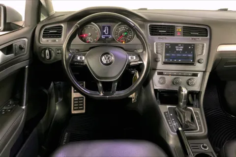 More photos of 2017 Volkswagen Golf Alltrack S at Cable Dahmer Buick GMC of Independence, MO