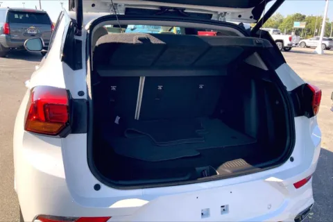 More photos of 2023 Buick Encore GX Essence at Cable Dahmer Buick GMC of Independence, MO