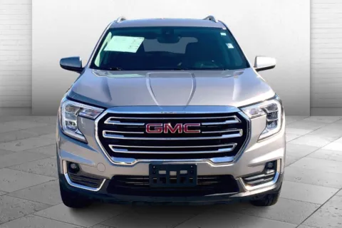 Photos of 2024 GMC Terrain SLT for sale in Independence, MO at Cable Dahmer Buick GMC of Independence