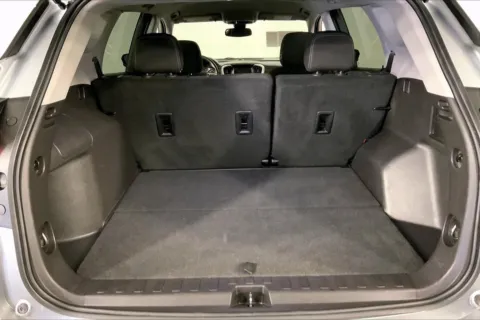 More photos of 2024 GMC Terrain SLE at Cable Dahmer Buick GMC of Independence, MO