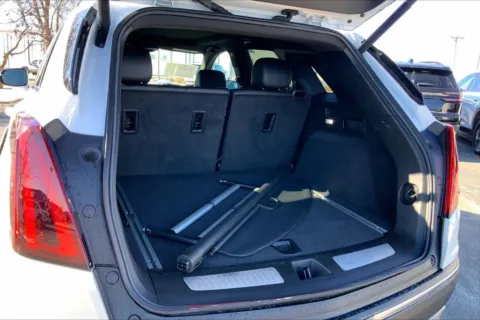 More photos of 2023 GMC Acadia SLE at Cable Dahmer Buick GMC of Independence, MO