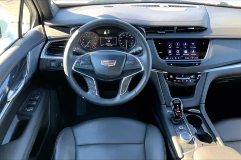 More photos of 2023 GMC Acadia SLE at Cable Dahmer Buick GMC of Independence, MO