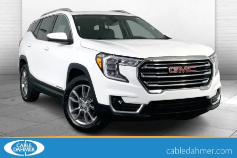 White 2024 GMC Terrain SLT for sale in Independence, MO