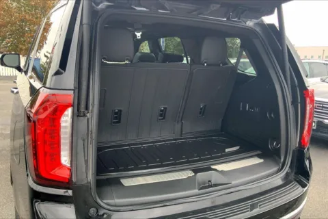 More photos of 2024 GMC Yukon Denali at Cable Dahmer Buick GMC of Independence, MO