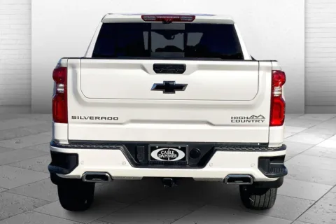 Another view of 2021 Chevrolet Silverado 1500 High Country for sale in Independence, MO at Cable Dahmer Buick GMC of Independence