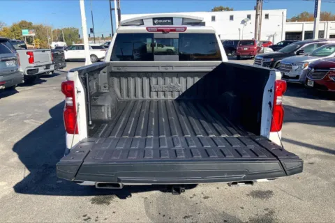 More photos of 2021 Chevrolet Silverado 1500 High Country at Cable Dahmer Buick GMC of Independence, MO