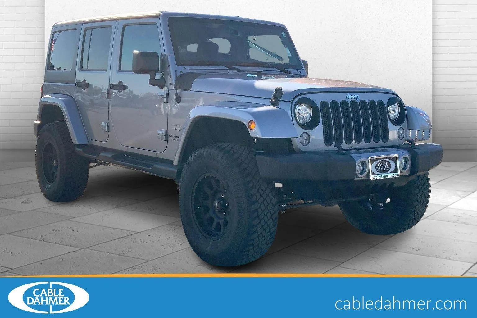 Silver 2018 Jeep Wrangler JK Unlimited Sahara for sale in Independence, MO