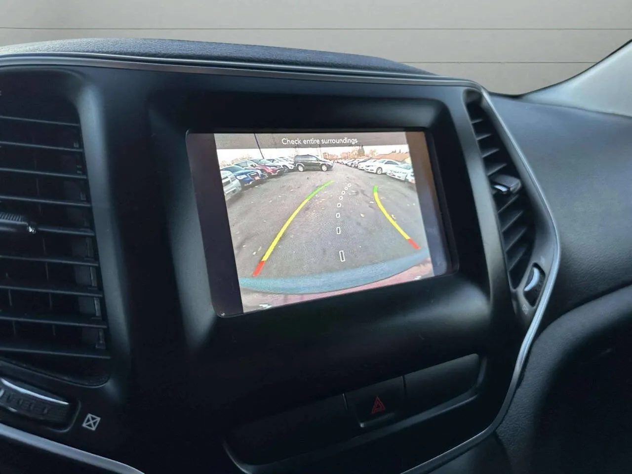 2019 Jeep Cherokee Latitude - Photo 35