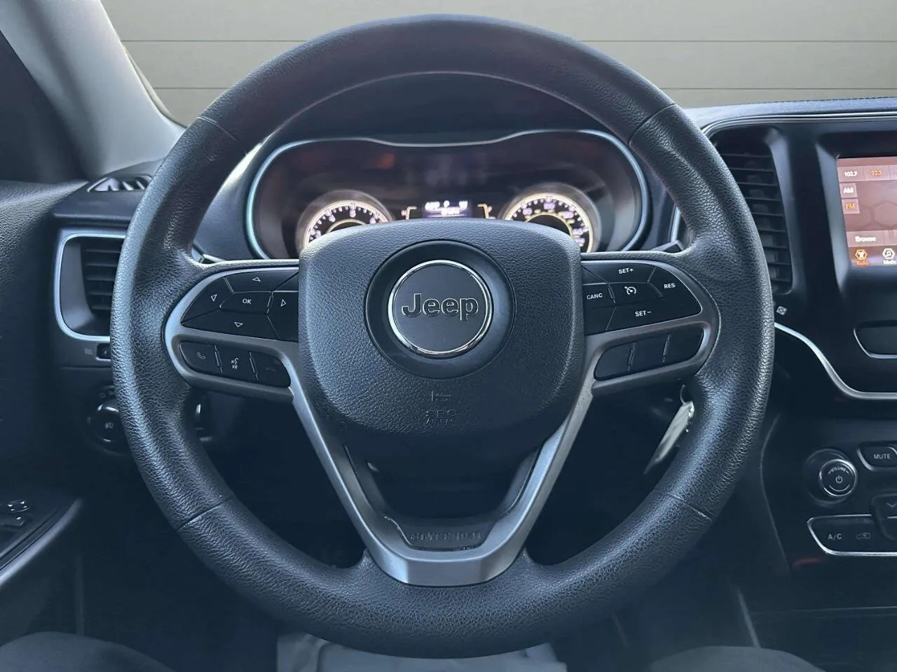 2019 Jeep Cherokee Latitude - Photo 24
