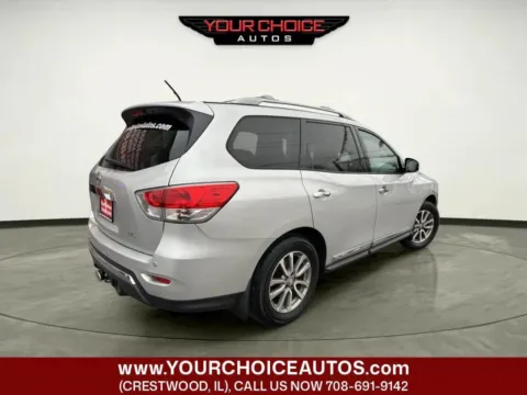 More photos of 2014 Nissan Pathfinder SL at Your Choice Autos - Crestwood, IL