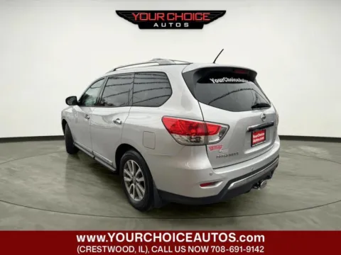 Another view of 2014 Nissan Pathfinder SL for sale in Crestwood, IL at Your Choice Autos - Crestwood
