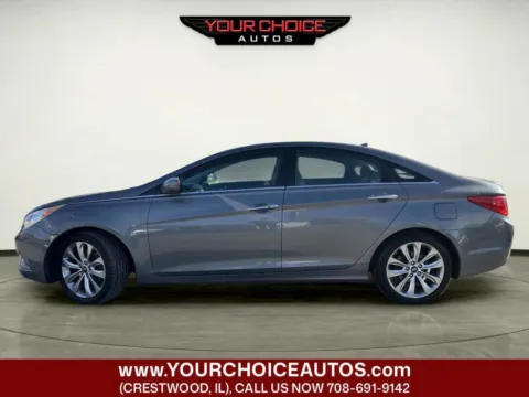 Photos of 2012 Hyundai Sonata 2.0T SE for sale in Crestwood, IL at Your Choice Autos - Crestwood
