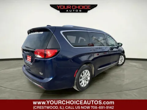 More photos of 2018 Chrysler Pacifica Touring L Plus at Your Choice Autos - Crestwood, IL