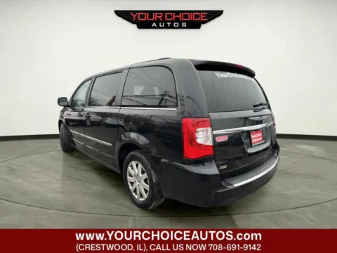 Another view of 2014 Chrysler Town & Country Touring for sale in Crestwood, IL at Your Choice Autos - Crestwood