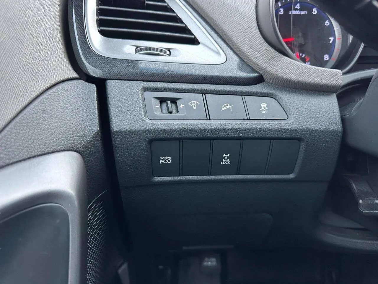 2016 Hyundai Santa Fe SE - Photo 27