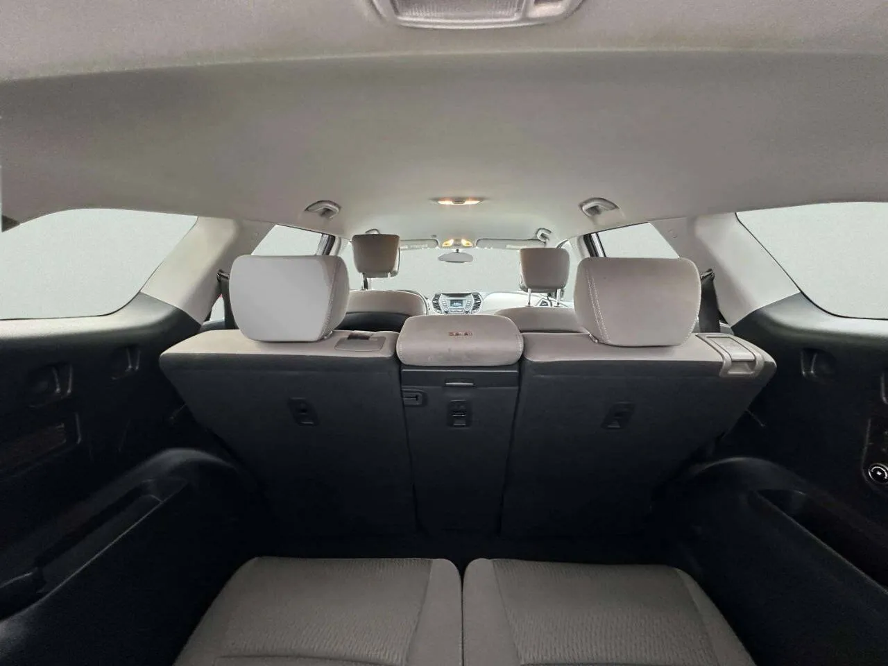 2016 Hyundai Santa Fe SE - Photo 12