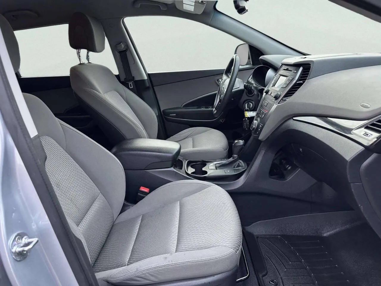 2016 Hyundai Santa Fe SE - Photo 22