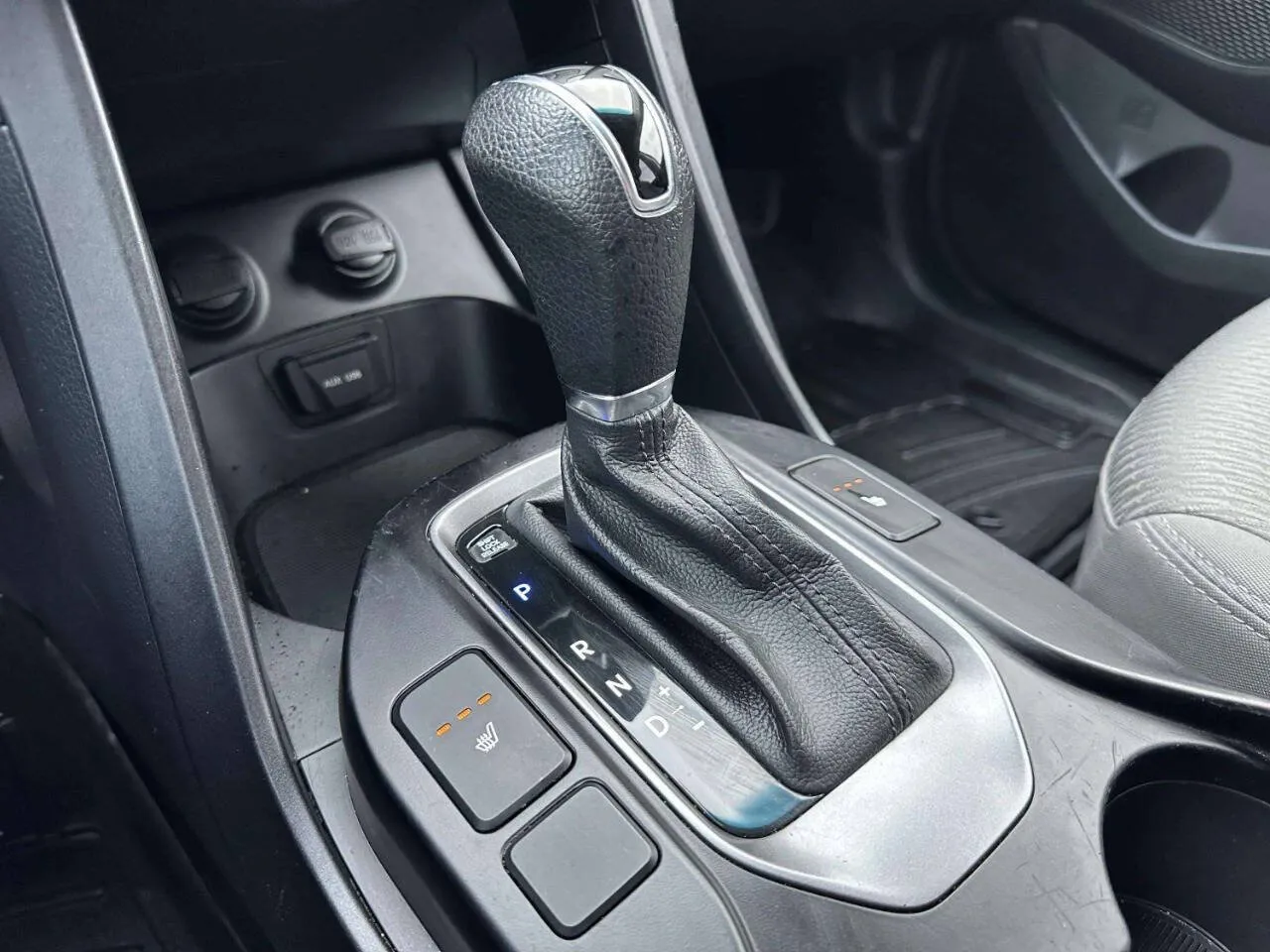 2016 Hyundai Santa Fe SE - Photo 32
