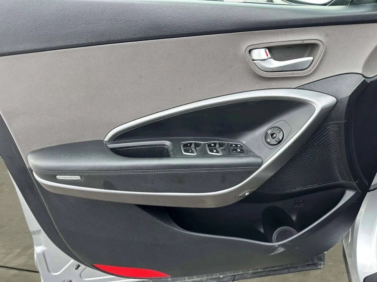 2016 Hyundai Santa Fe SE - Photo 13