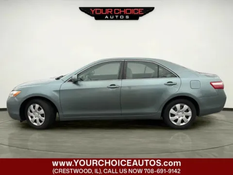 Photos of 2009 Toyota Camry Base 4dr Sedan 5A for sale in Crestwood, IL at Your Choice Autos - Crestwood