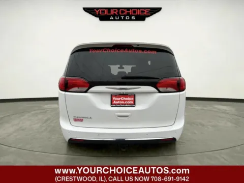 More photos of 2017 Chrysler Pacifica Touring-L at Your Choice Autos - Crestwood, IL